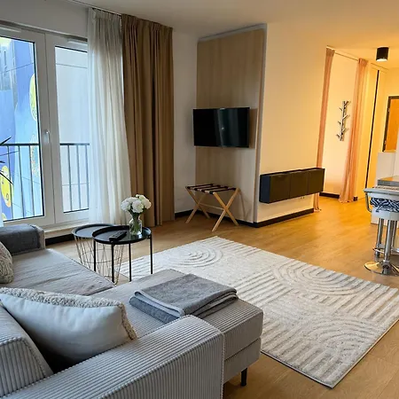 Apartamento Old Town Heart Xxix - National Stadium Tower 75 *