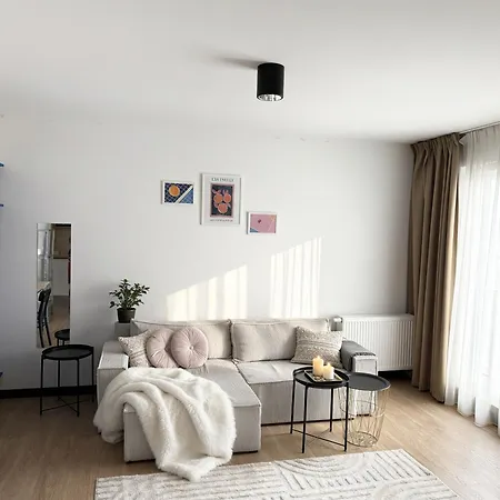 Apartamento Old Town Heart Xxix - National Stadium Tower 75 *